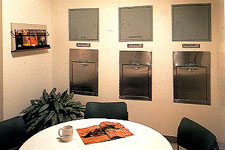 aud_rcl.jpg.jpg (13888 bytes)